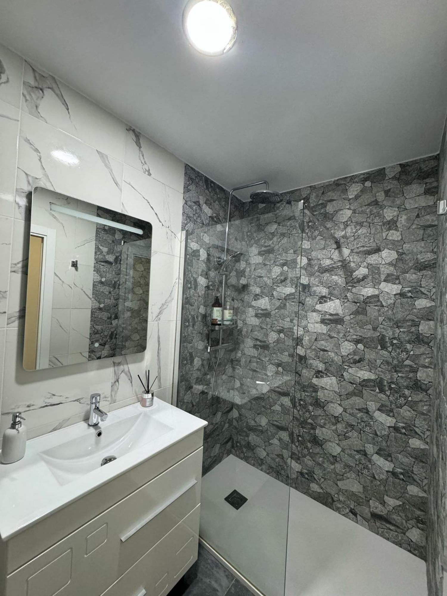 Piso Nuevo A 10 Minutos De San Sebastian Apartment Lasarte Oria ภายนอก รูปภาพ