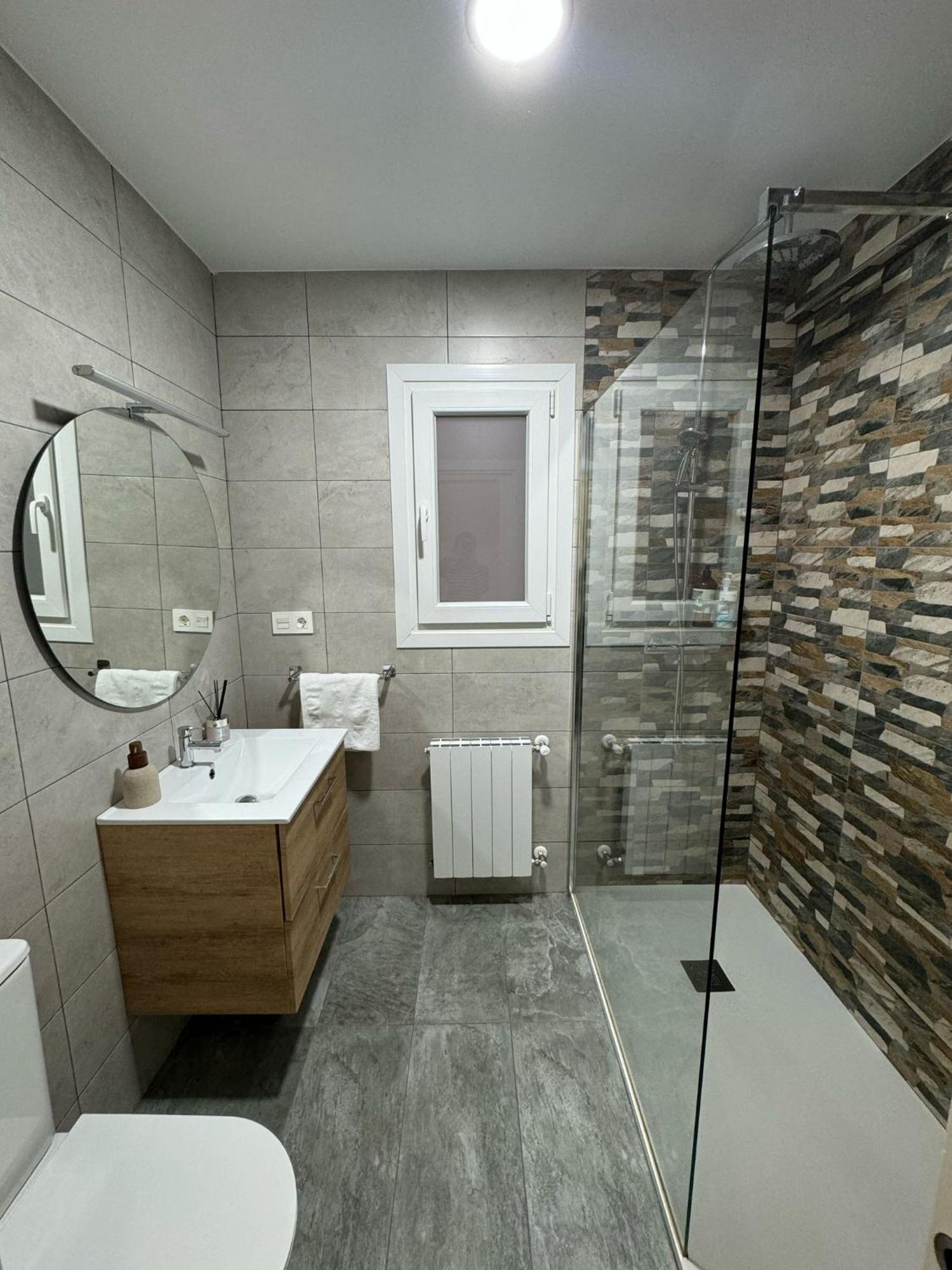 Piso Nuevo A 10 Minutos De San Sebastian Apartment Lasarte Oria ภายนอก รูปภาพ