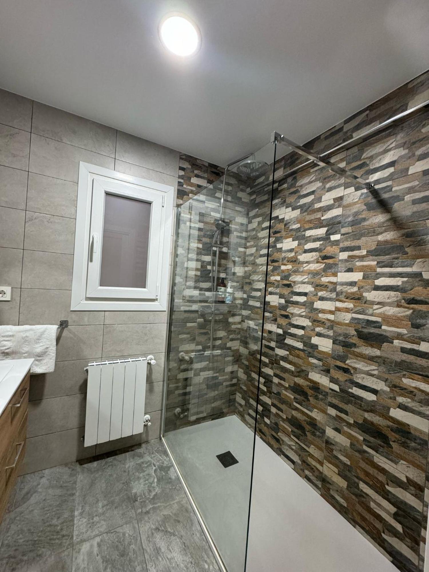 Piso Nuevo A 10 Minutos De San Sebastian Apartment Lasarte Oria ภายนอก รูปภาพ